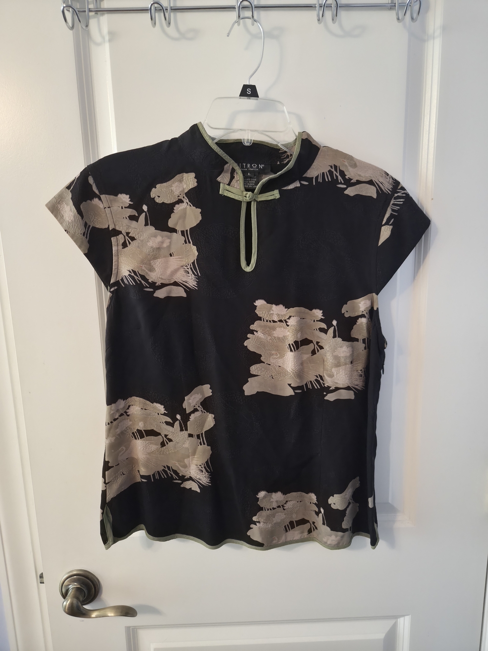 Vintage Citron Santa Monica Blouse with Mandarin Neckline